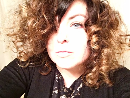 holly profile picture